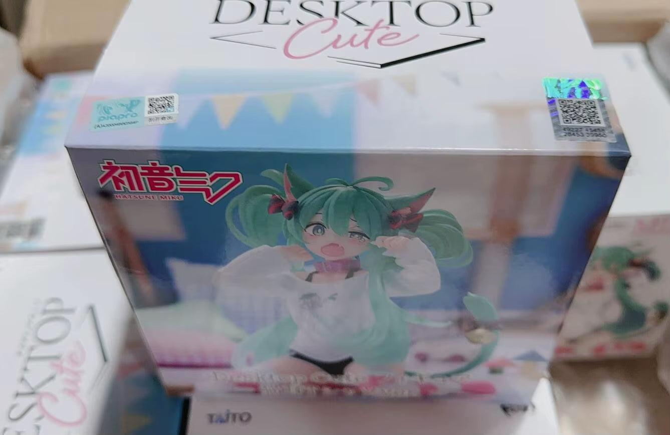 In Stock Original Taito Hatsune Miku Desktop Cute Action Figure 13Cm Neko T-Shirt Ver. Anime Figurine Kawaii Girl Model Toy Gift