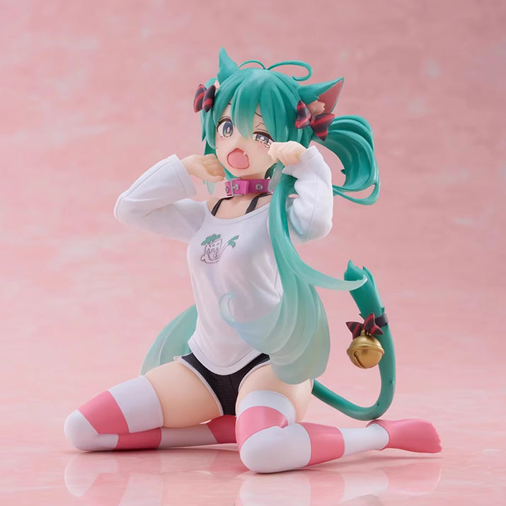 In Stock Original Taito Hatsune Miku Desktop Cute Action Figure 13Cm Neko T-Shirt Ver. Anime Figurine Kawaii Girl Model Toy Gift